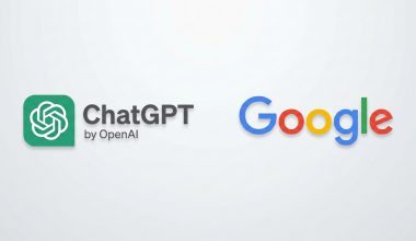 Logos ChatGPT et Google sur fond clair